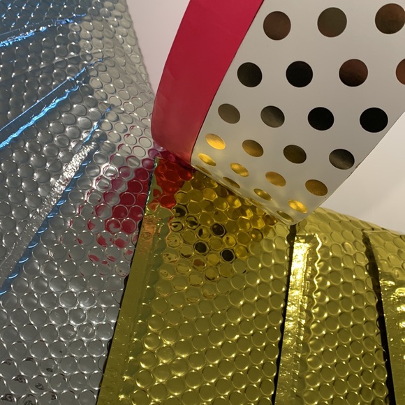 Gold &silver bubble mailers 9“x 11”, 4 of each color & beautiful storage box New - Picture 2 of 5